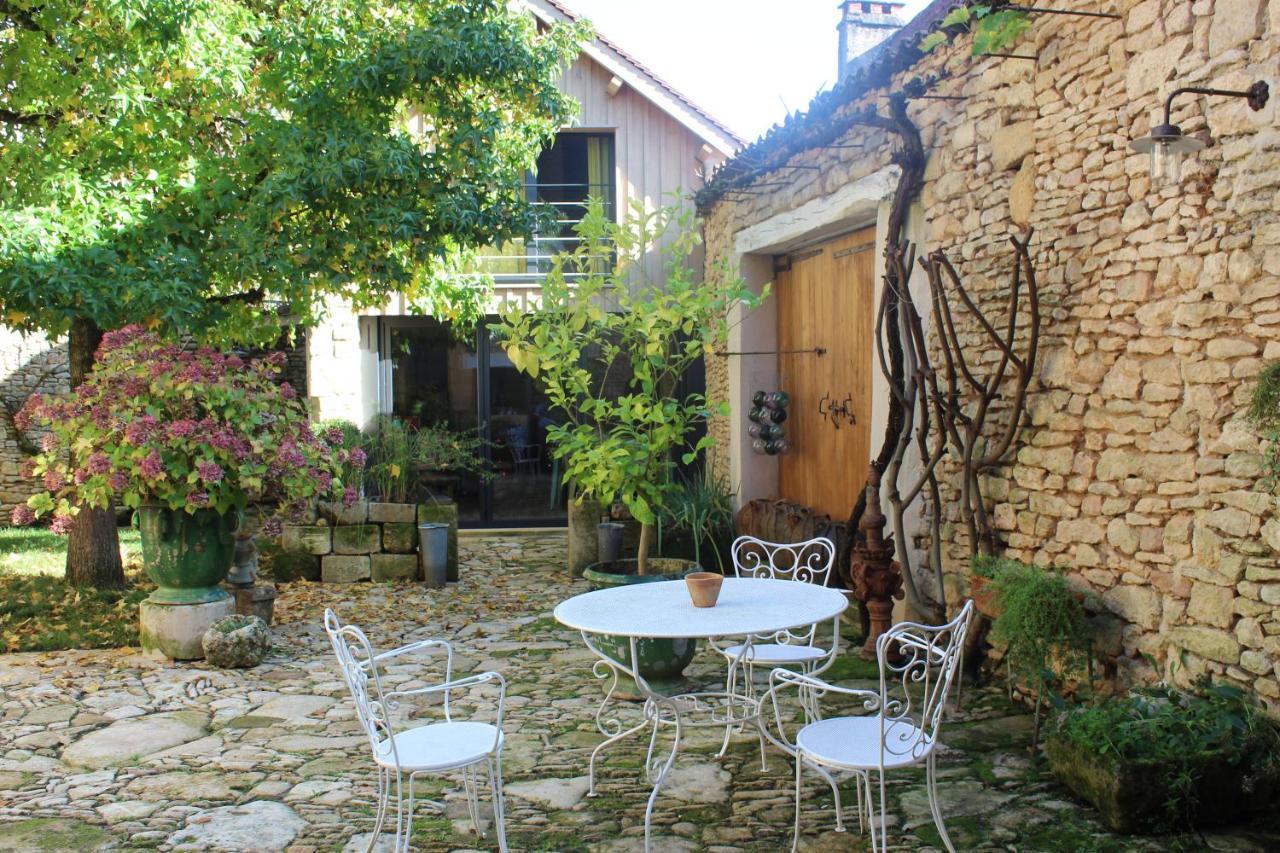 Le Clos des Songes Saint-Leon-sur-Vezere Extérieur photo